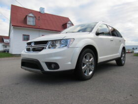 DODGE JOURNEY 2015 SXT ** 7 PASSAGERS ** DVD FULL-ÉQUIP