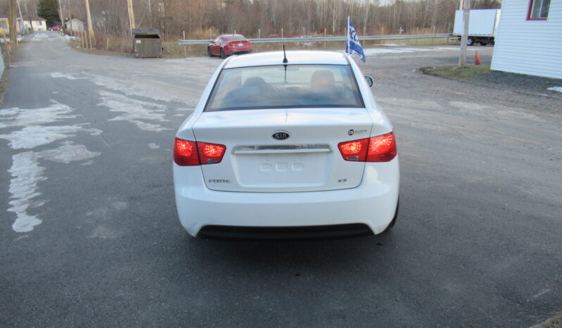 KIA FORTE 2011, AUTOMATIQUE INSPECTÉE ET GARANTIE complet